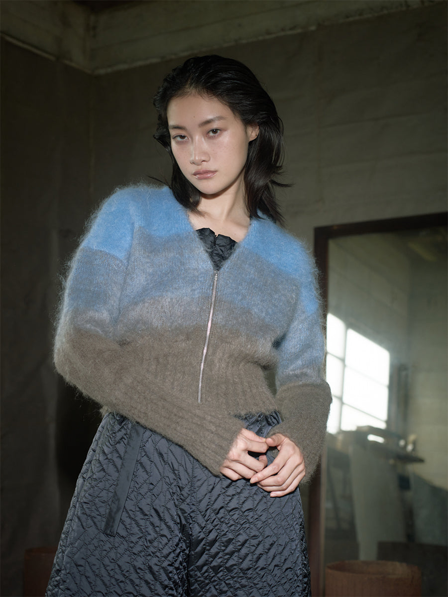 Atitaya Colour Gradient Knit /Blue Mix | www.innoveering.net