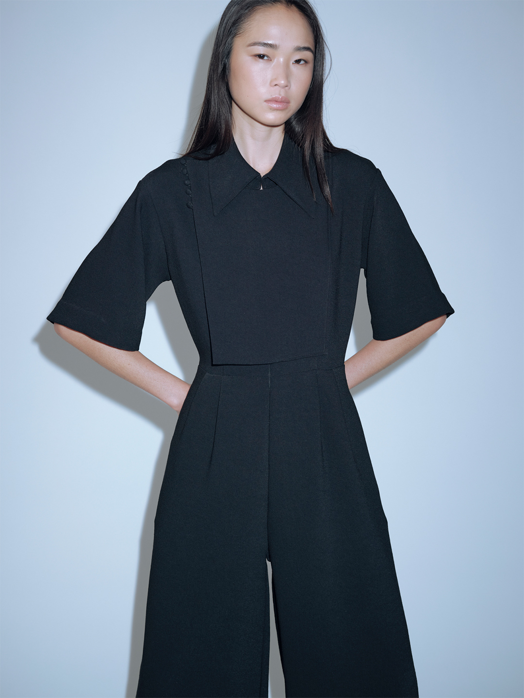 Uhlrich Dress/Black｜TĔLOPLAN | テーロプランの公式オンラインストア