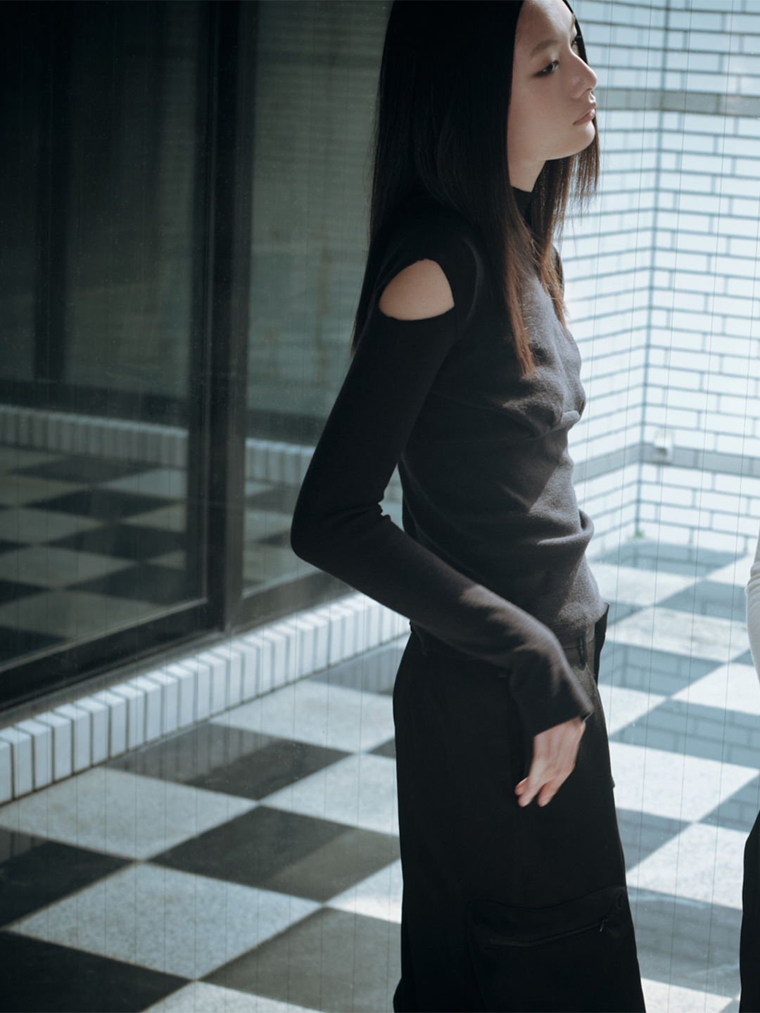 Elijah Knit Top/White｜TĔLOPLAN | テーロプランの公式オンラインストア